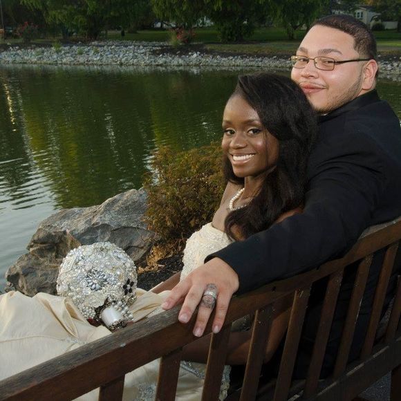 Meet your Posher, Cecelia - Picture 1 of 1